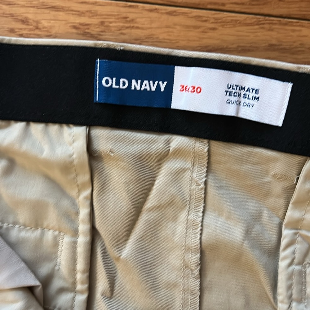 Old Navy Slim Tech Ultimate Chino Pants - Picture 4 of 5